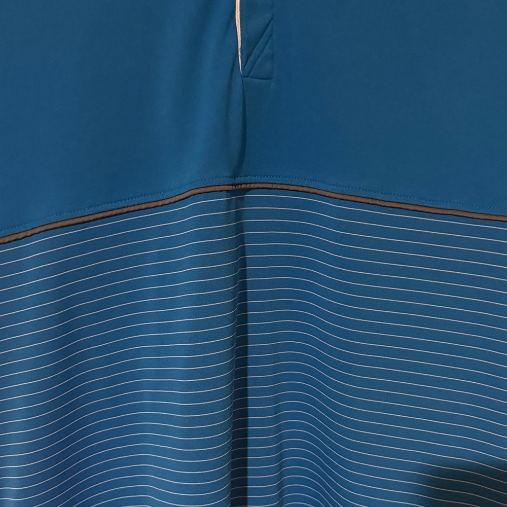 Cutter and Buck Men's Blue Polo Shirt - Picture 3 of 4